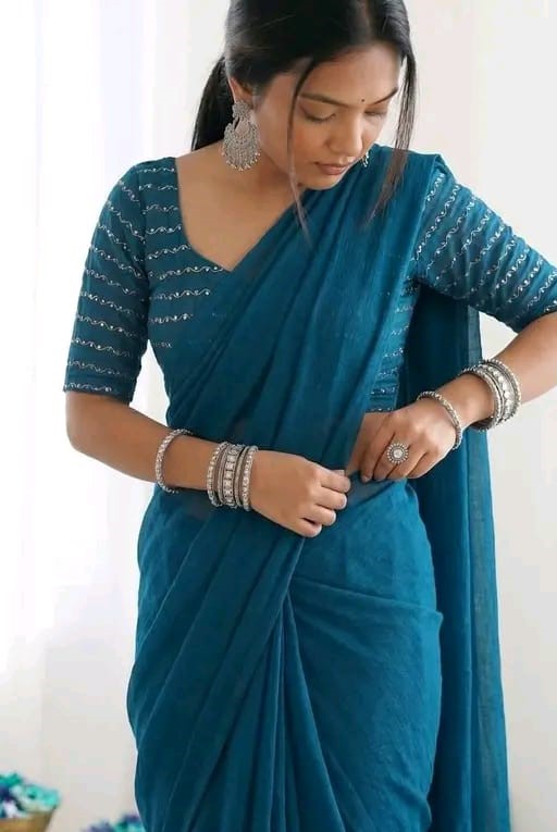 Women’s Wine BLU Designer Saree with Striped Blouse